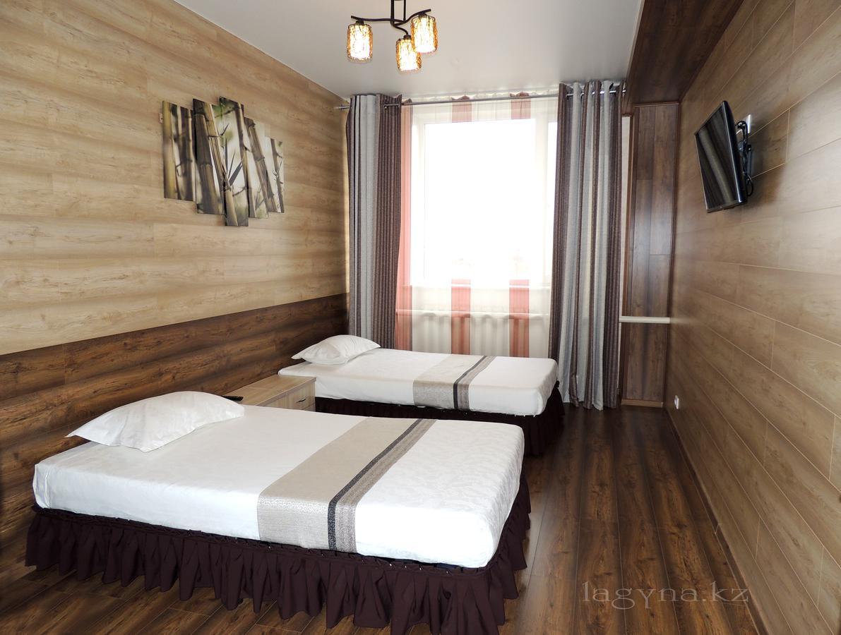 Laguna Hotel Костанай Екстериор снимка
