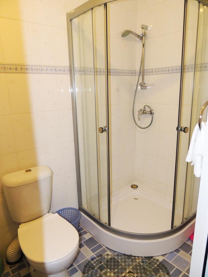Laguna Hotel Костанай Екстериор снимка
