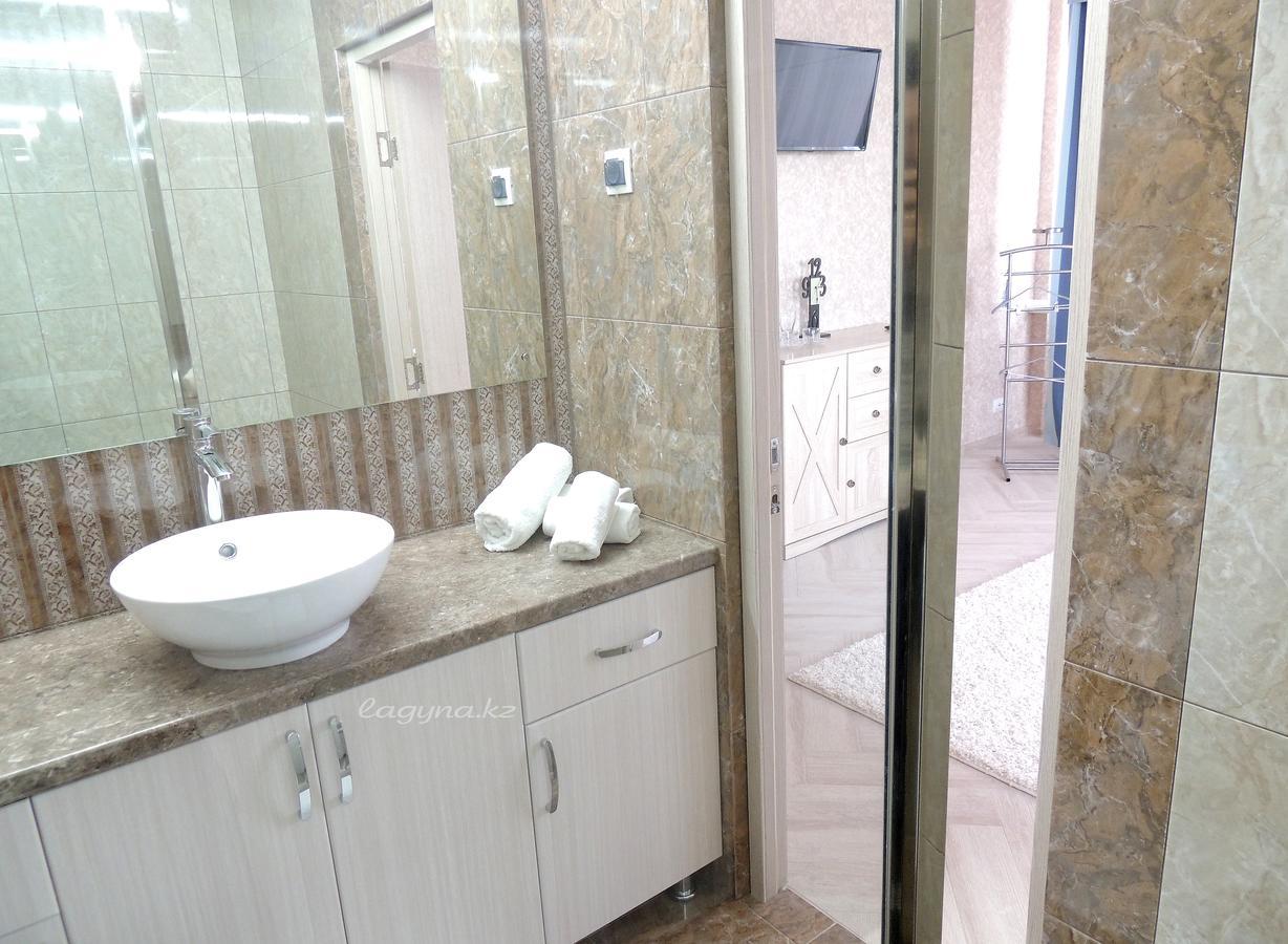 Laguna Hotel Костанай Стая снимка